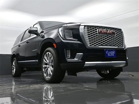 Used 2023 GMC Yukon XL Denali image 23