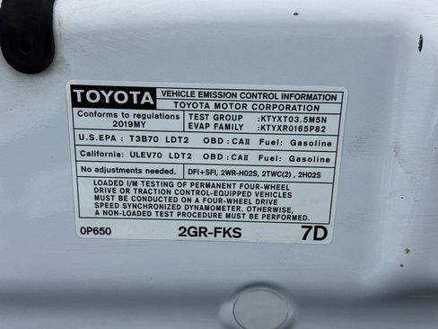 Used 2019 Toyota Tacoma TRD Off-Road image 19