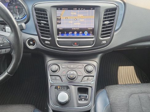 Used 2016 Chrysler 200 S w/ Navigation & Sound Group I AWD/4WD image 31