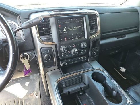 Used 2018 RAM 2500 Laramie w/ Sport Appearance Group AWD/4WD image 3