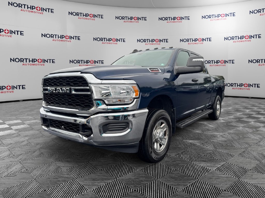 Used 2024 RAM 2500 Tradesman w/ Chrome Appearance Group AWD/4WD image 2