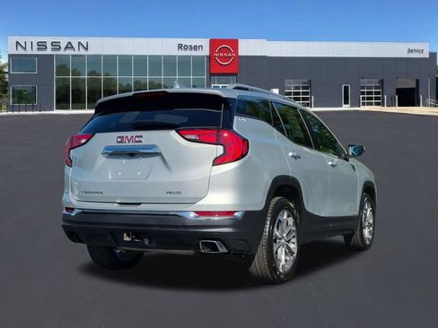 Used 2019 GMC Terrain SLT w/ Preferred Package AWD/4WD image 3
