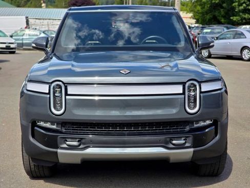 Used 2023 Rivian R1S Adventure Quad AWD/4WD image 3