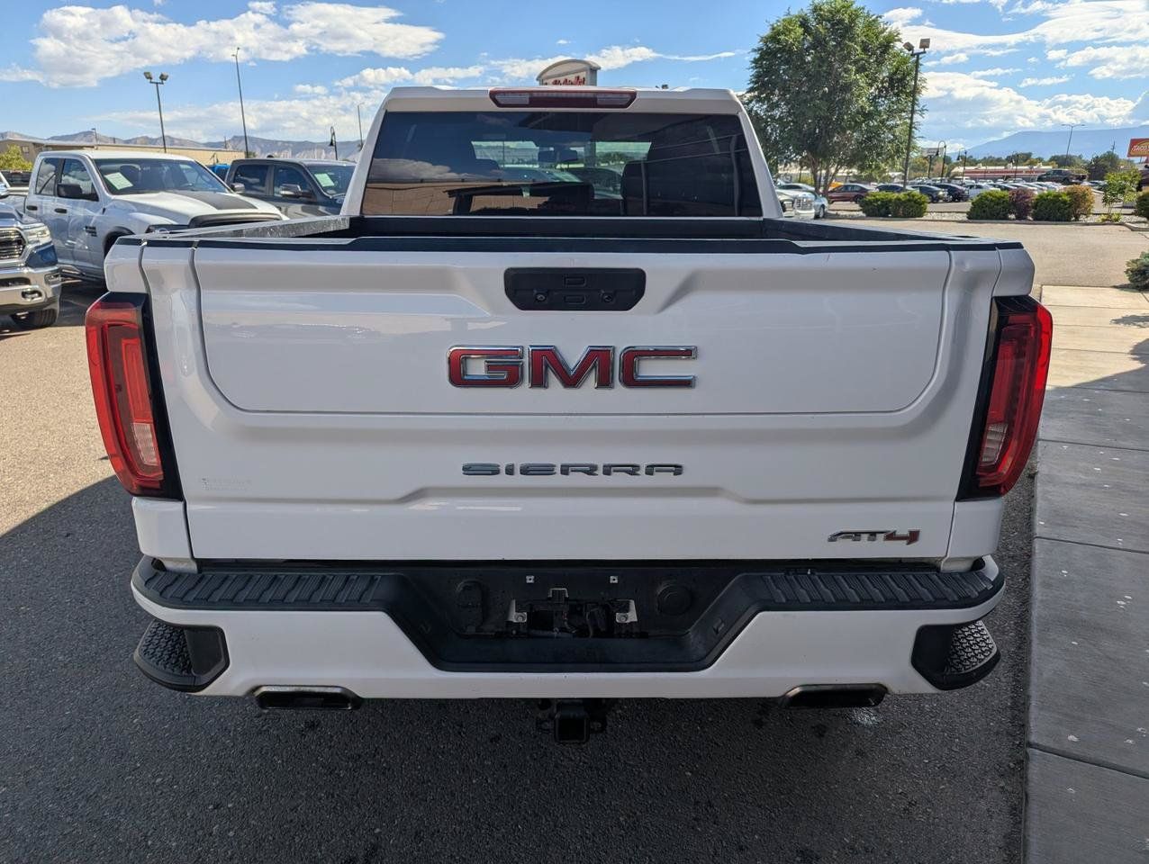 Used 2019 GMC Sierra 1500 AT4 AWD/4WD image 4