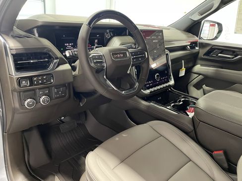 New 2026 GMC Yukon XL Elevation w/ Elevation Premium Package image 18