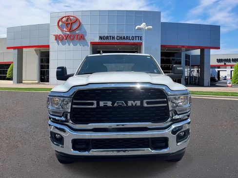 Used 2024 RAM 3500 Big Horn AWD/4WD image 3