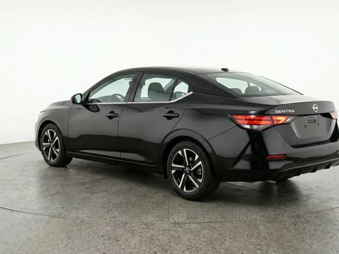 Used 2025 Nissan Sentra SV FWD image 6