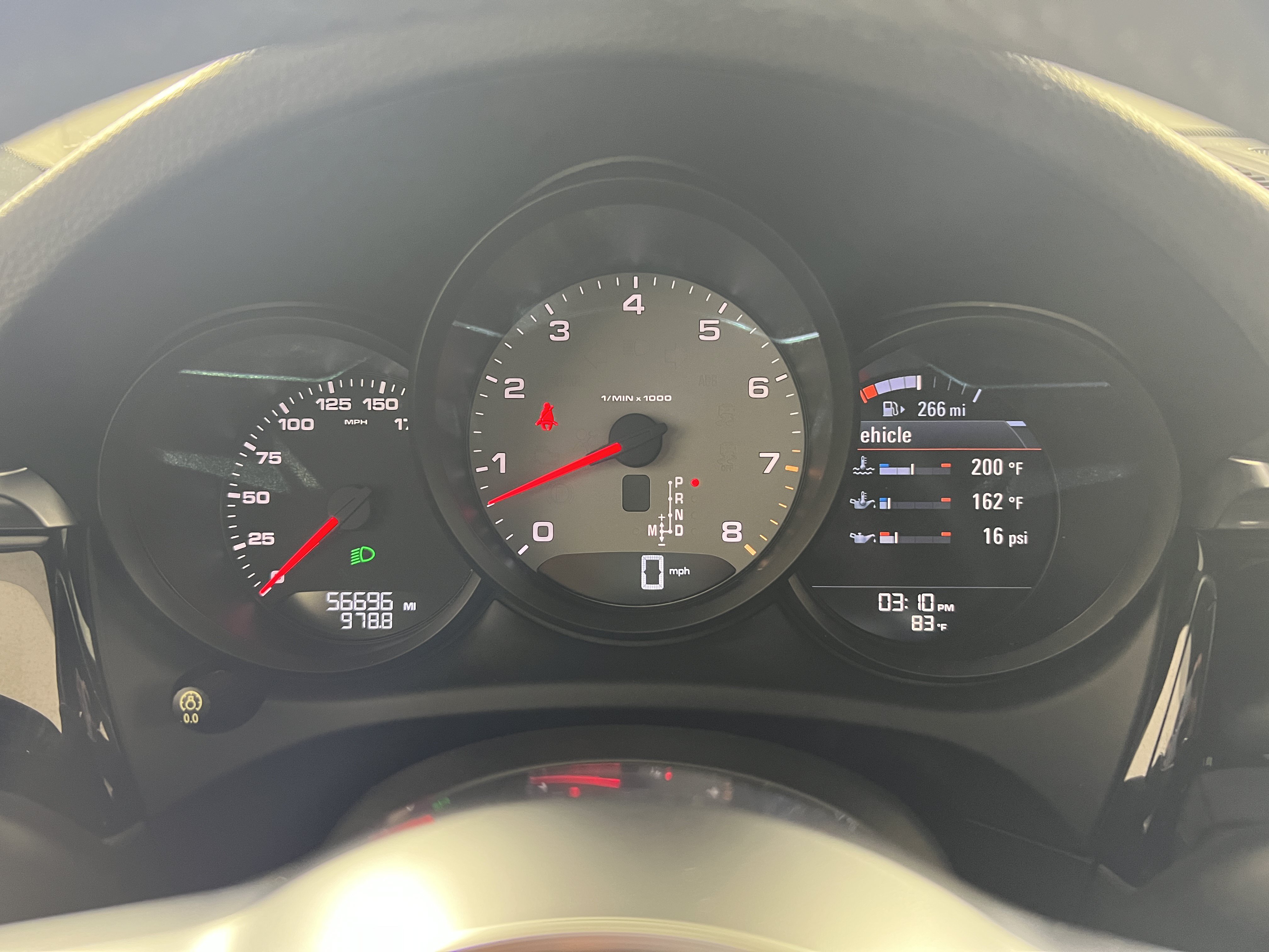 Used 2019 Porsche Macan S AWD/4WD image 18