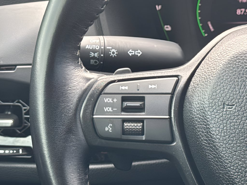 Used 2025 Honda Accord Sport image 15