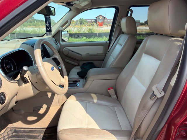 Used 2007 Ford Explorer XLT AWD/4WD image 9