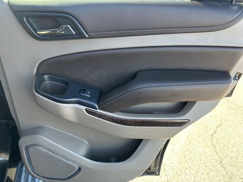 Used 2016 Chevrolet Tahoe LT image 33