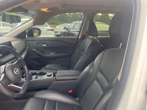 Used 2023 Nissan Rogue SV w/ SV Premium B Package AWD/4WD image 8