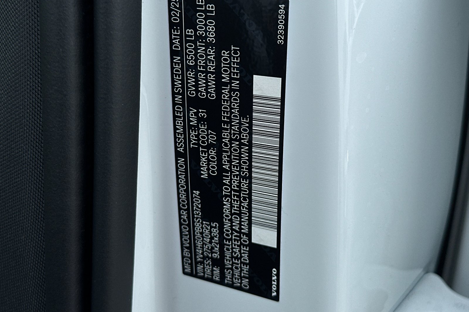 New 2025 Volvo XC90 T8 Plus w/ Protection Package Premier AWD/4WD image 28