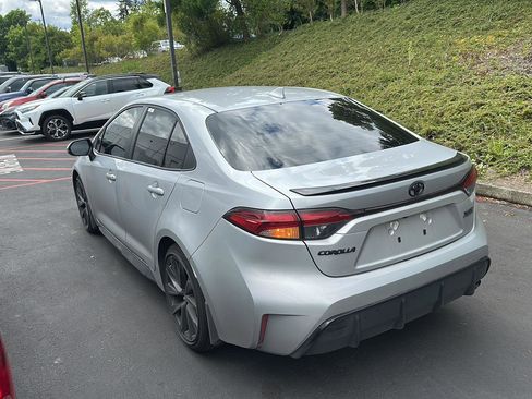 Used 2026 Toyota Corolla XSE FWD image 3
