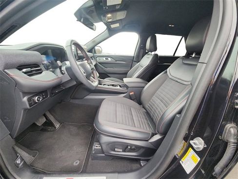 Used 2025 Ford Explorer ST-Line image 10