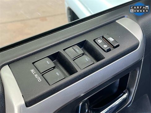 Used 2018 Toyota 4Runner SR5 image 26