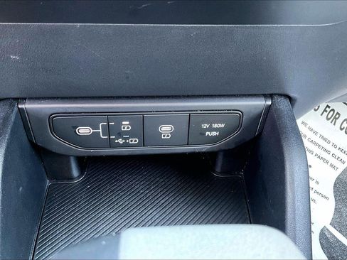 Used 2025 Kia K4 FWD image 16