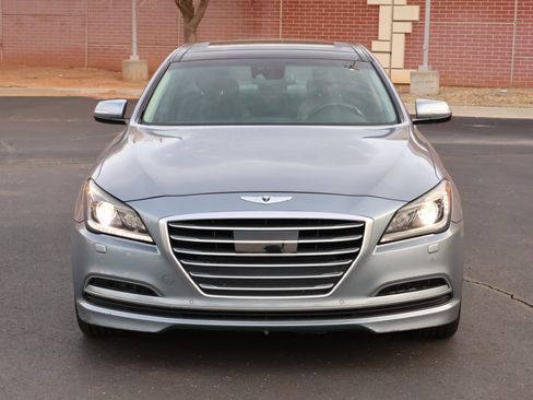 Used 2015 Hyundai Genesis 3.8 w/ Option Group 03 image 27