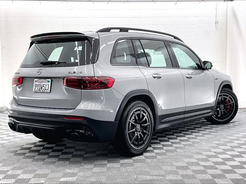 Used 2026 Mercedes-Benz GLB 35 AMG 4MATIC image 11