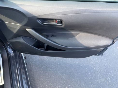 Used 2024 Toyota Corolla LE FWD image 27