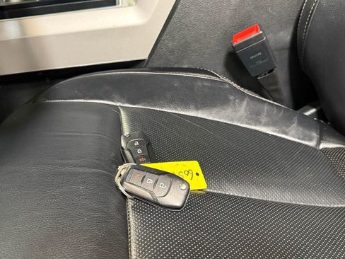 Used 2020 Ford F250 Lariat w/ FX4 Off-Road Package image 20