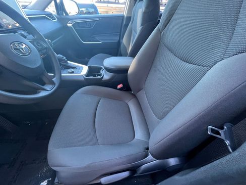 Used 2025 Toyota RAV4 LE image 27