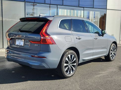 Certified 2023 Volvo XC60 B5 Core w/ Climate Package image 6