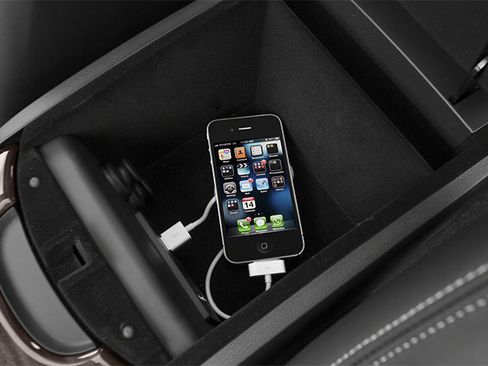 Used 2014 INFINITI Q50 Premium w/ Deluxe Touring Package RWD image 18