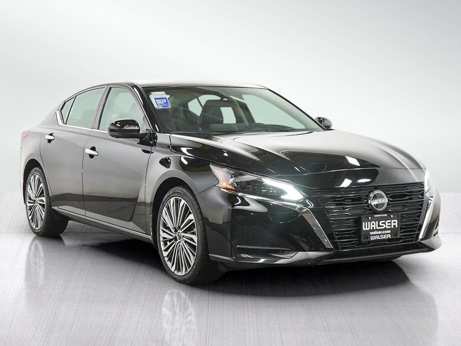 Used 2023 Nissan Altima 2.5 SL AWD/4WD image 7