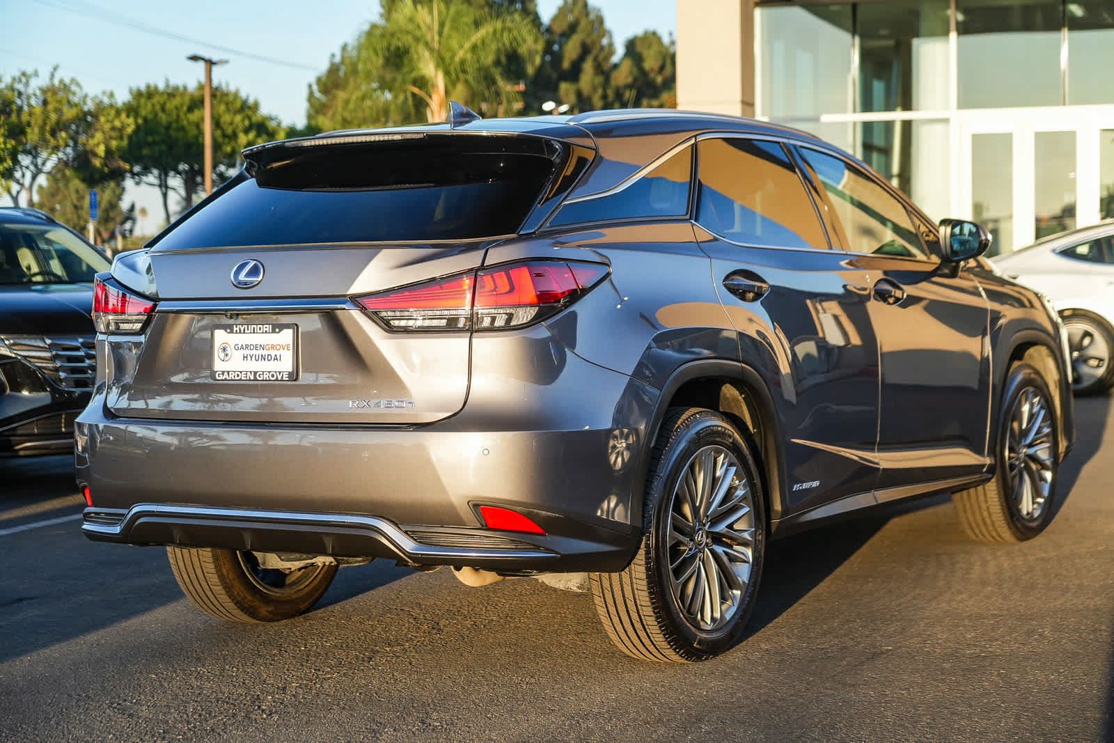Used 2022 Lexus RX 450h AWD w/ Luxury Package image 6