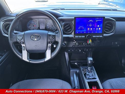 Used 2019 Toyota Tacoma TRD Sport w/ Technology Package RWD image 12