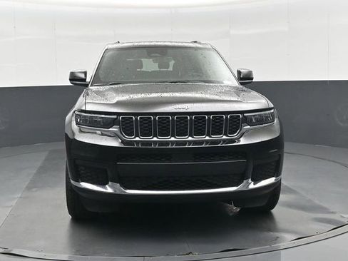 New 2025 Jeep Grand Cherokee L Laredo RWD image 9