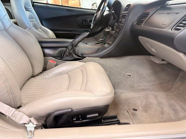 Used 1997 Chevrolet Corvette Coupe w/ Memory Pkg RWD image 20