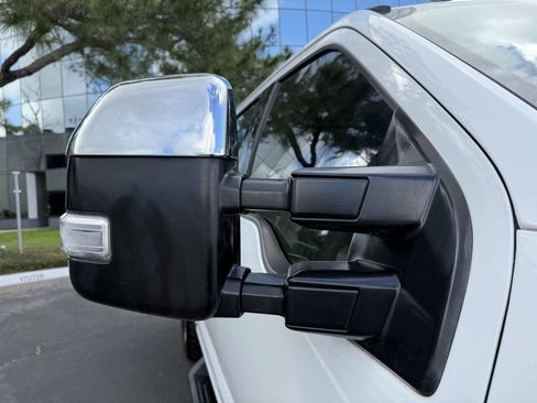 Used 2019 Ford F250 XLT w/ XLT Premium Package image 13