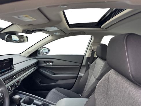 New 2025 Honda Accord SE image 12