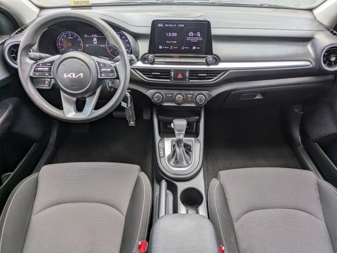 Certified 2023 Kia Forte LXS FWD image 11