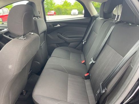 Used 2018 Ford Focus SEL FWD image 19
