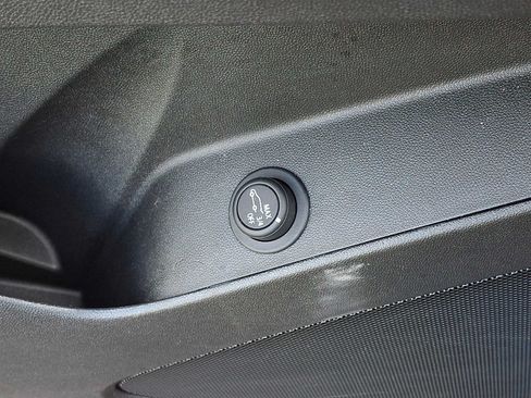 Used 2024 Chevrolet Equinox RS w/ LPO, Floor Liner Package AWD/4WD image 25