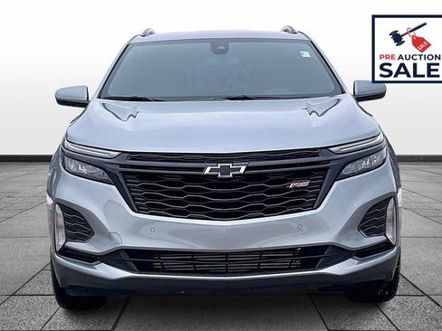 Used 2024 Chevrolet Equinox RS w/ LPO, Floor Liner Package image 14