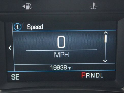 Used 2024 Chevrolet Equinox LT image 4