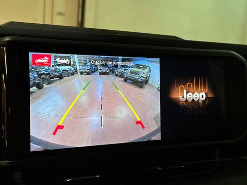 New 2025 Jeep Wrangler Unlimited Sahara image 19