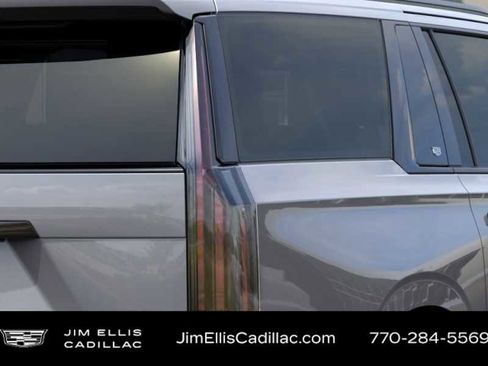 New 2026 Cadillac Escalade ESV Platinum Sport w/ LPO, Floor Liner Package image 11
