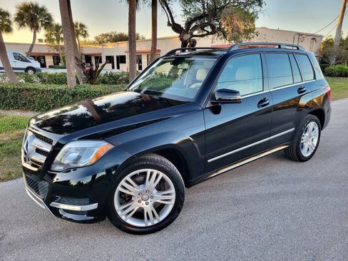 Used 2015 Mercedes-Benz GLK 250 BlueTEC 4MATIC image 1