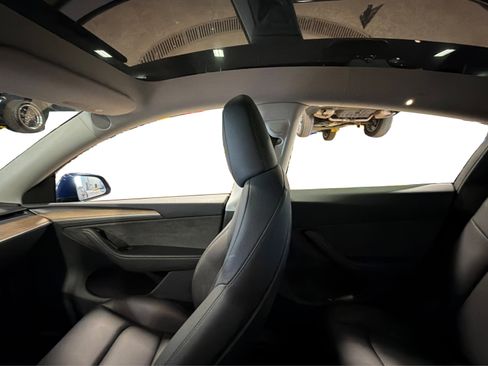 Used 2024 Tesla Model Y Performance AWD/4WD image 37