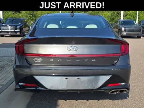 Certified 2023 Hyundai Sonata SEL w/ Convenience Package FWD image 4