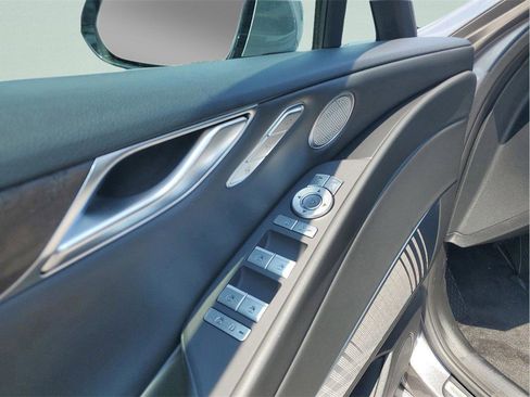 New 2023 Genesis G80 Base image 4