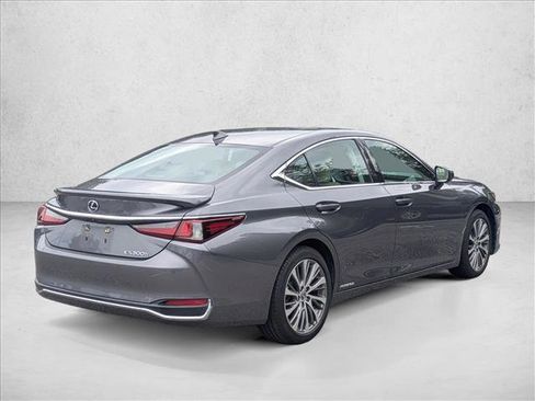 Used 2021 Lexus ES 300h w/ Premium Package FWD image 5