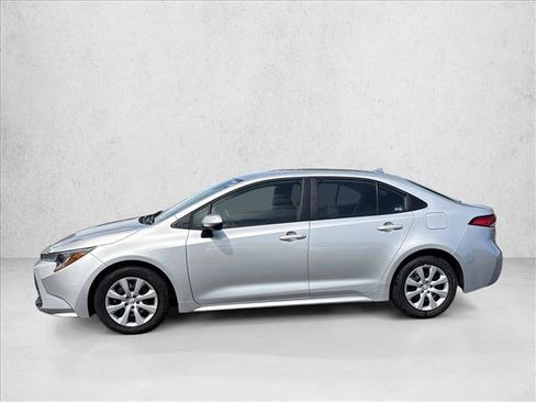 Used 2026 Toyota Corolla LE FWD image 8