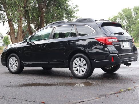 Used 2018 Subaru Outback 2.5i Premium AWD/4WD image 7
