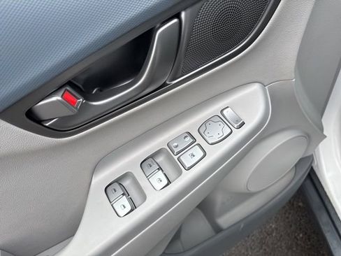 Used 2021 Hyundai Kona Limited image 38